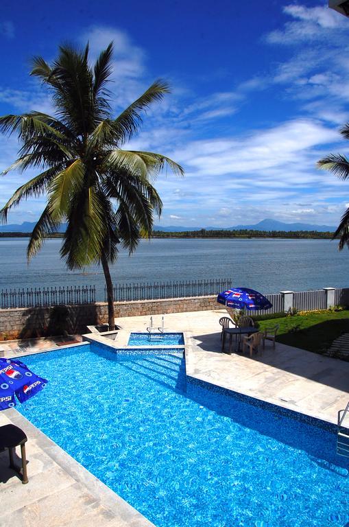 Blue Waters Hotell Kundapur Eksteriør bilde