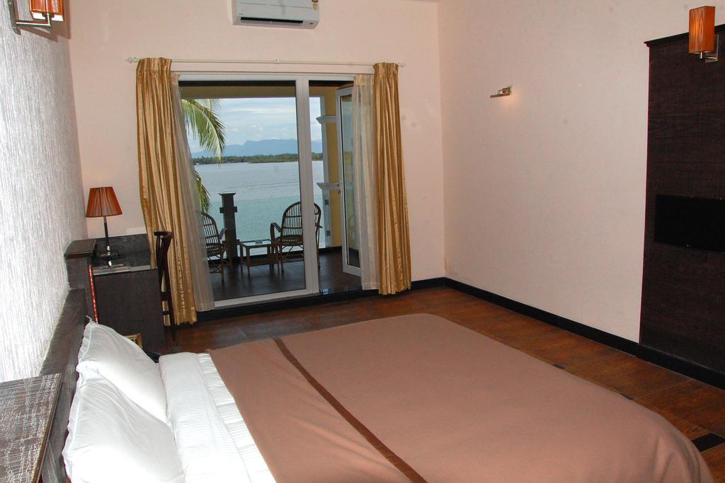 Blue Waters Hotell Kundapur Rom bilde